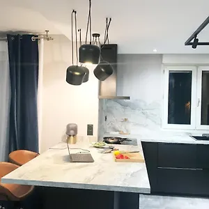 Nid Douillet - Bel Avec Garage Appartement Grenoble